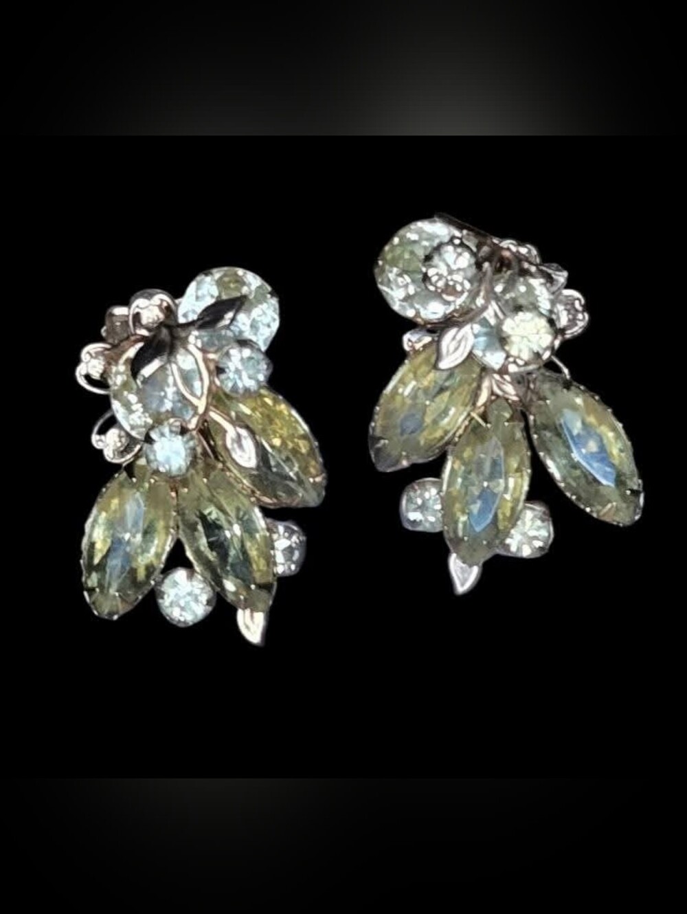 1950s Peridot Green Uranium Glass Rhinestone Cluster Clip-On Earrings